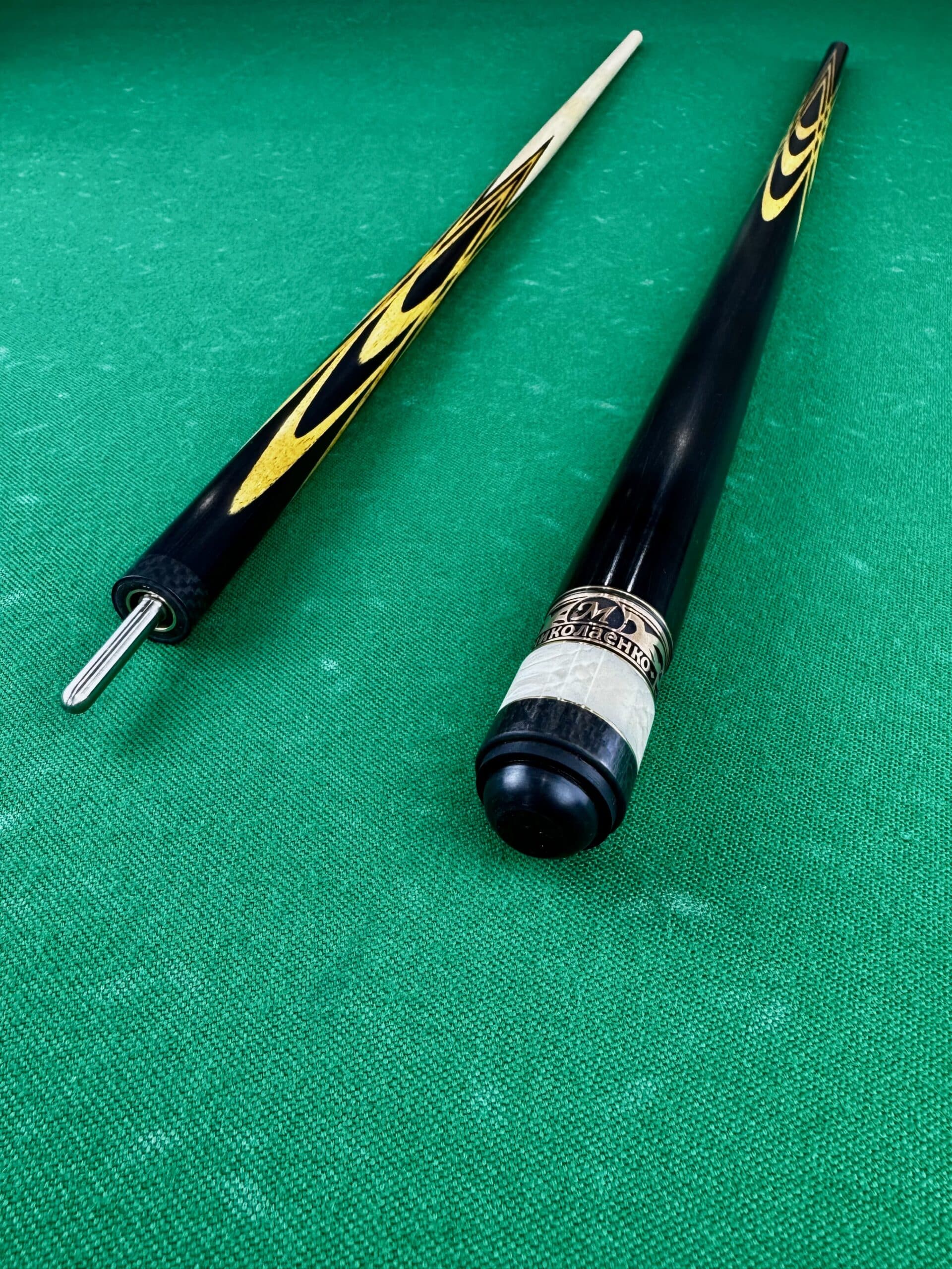Бильярдный кий Николаенко Тюльпан Черный граб Аморило 1шт (2)